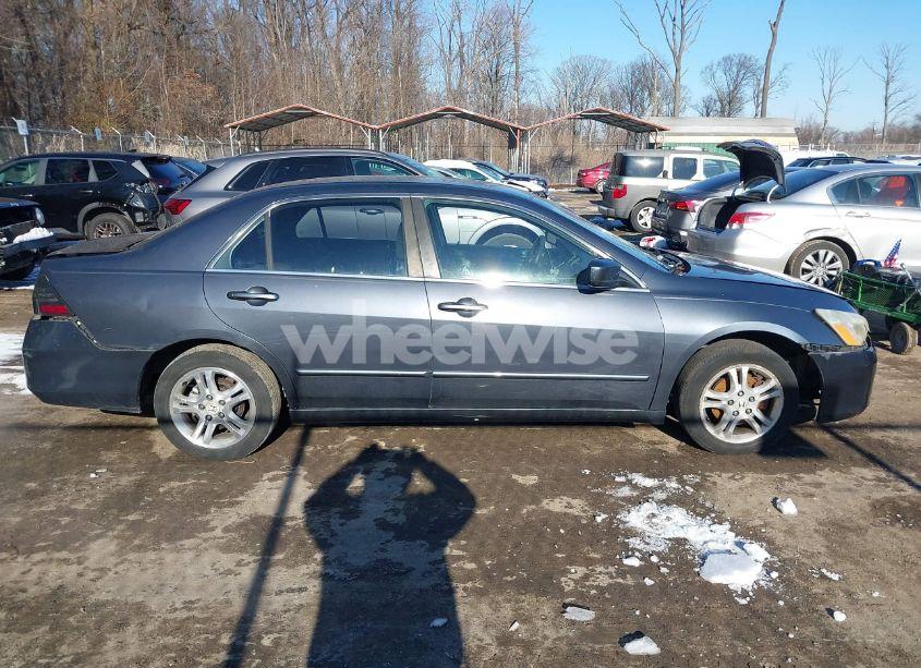 Photo 13 of 2007 Honda Accord 2.4 SE (VIN 1HGCM563X7A052242)