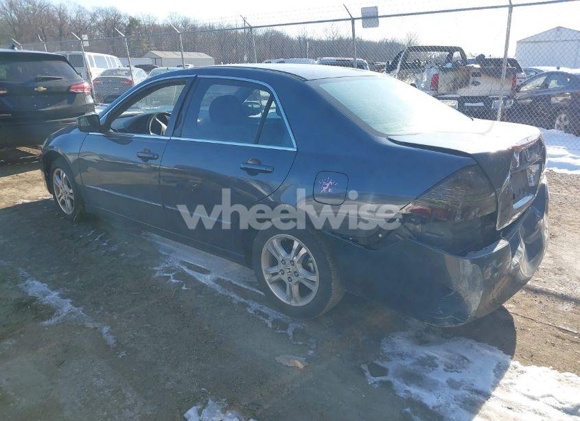Photo 3 of 2007 Honda Accord 2.4 SE (VIN 1HGCM563X7A052242)