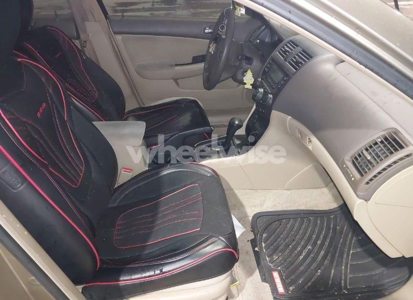 Photo 5 of 2003 Honda Accord 2.4 LX (VIN 1HGCM56403A055976)