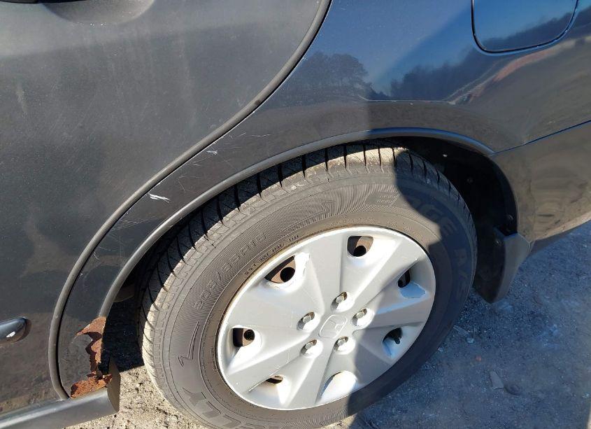 Photo 13 of 2003 Honda Accord 2.4 LX (VIN 1HGCM56403A080327)