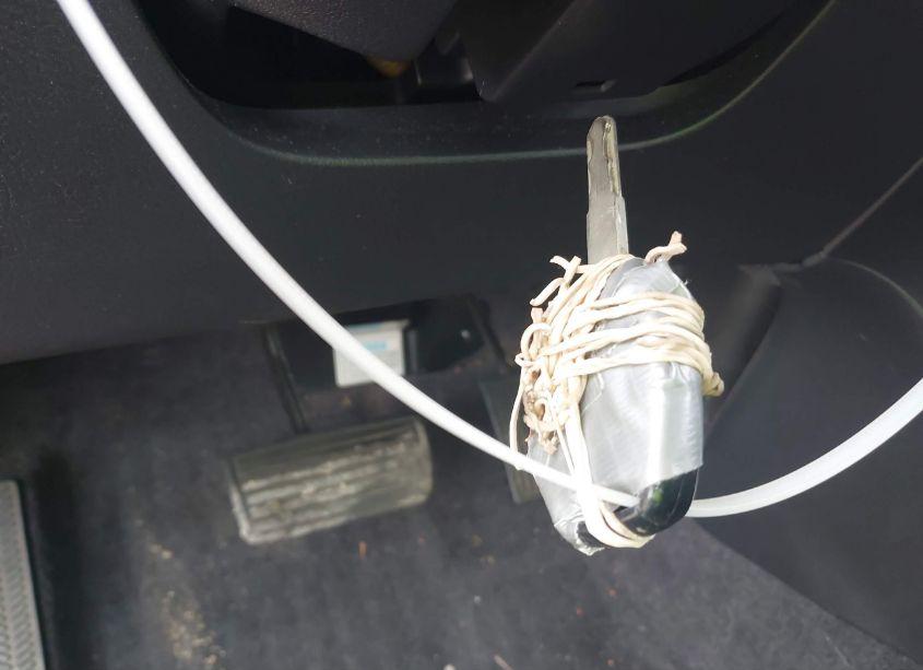 Photo 11 of 2004 Honda Accord 2.4 LX (VIN 1HGCM56404A052870)