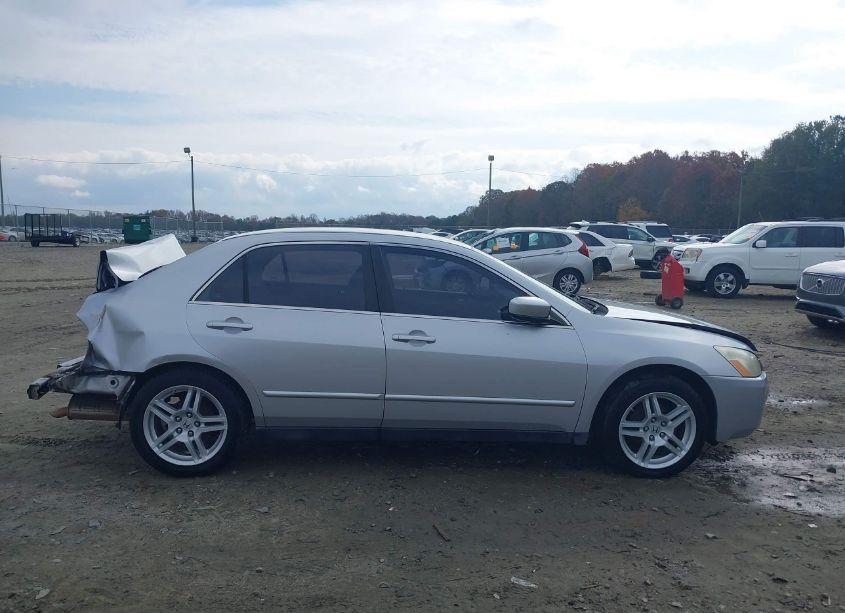 Photo 14 of 2004 Honda Accord 2.4 LX (VIN 1HGCM56404A052870)