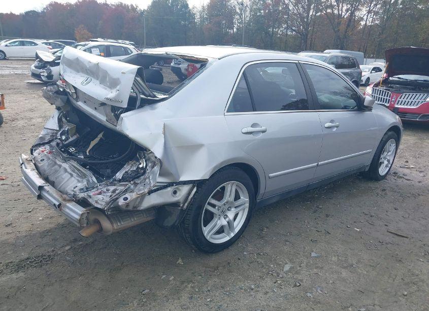 Photo 4 of 2004 Honda Accord 2.4 LX (VIN 1HGCM56404A052870)