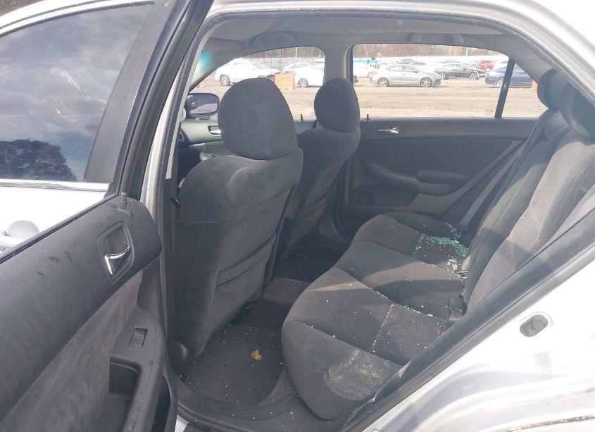 Photo 8 of 2004 Honda Accord 2.4 LX (VIN 1HGCM56404A052870)