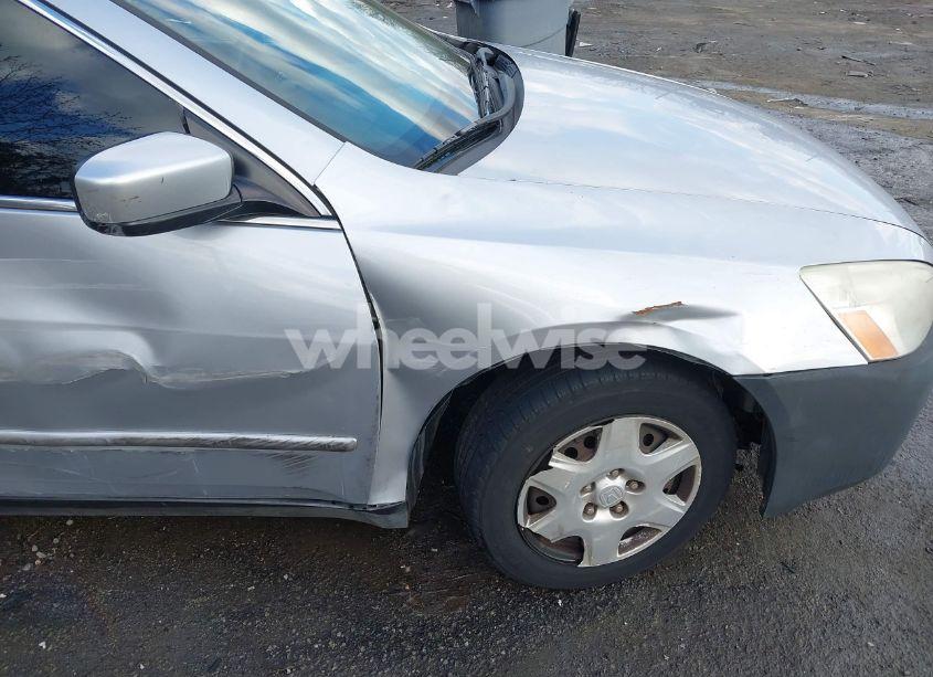 Photo 6 of 2005 Honda Accord 2.4 LX (VIN 1HGCM56405A022477)