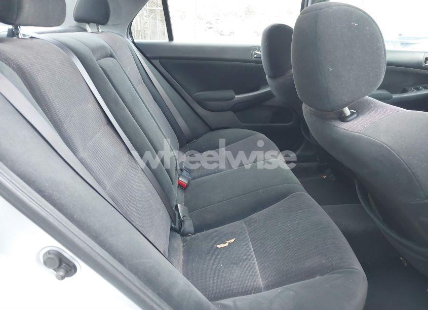 Photo 8 of 2005 Honda Accord 2.4 LX (VIN 1HGCM56405A022477)