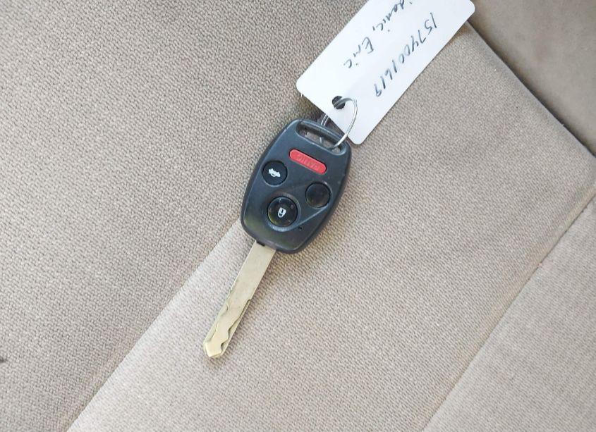 Photo 11 of 2005 Honda Accord 2.4 LX (VIN 1HGCM56405A060002)