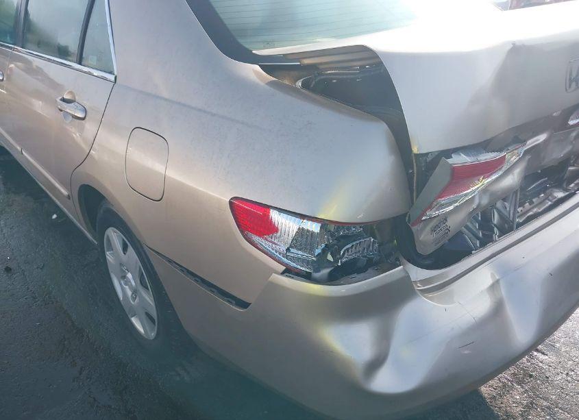 Photo 17 of 2005 Honda Accord 2.4 LX (VIN 1HGCM56405A060002)