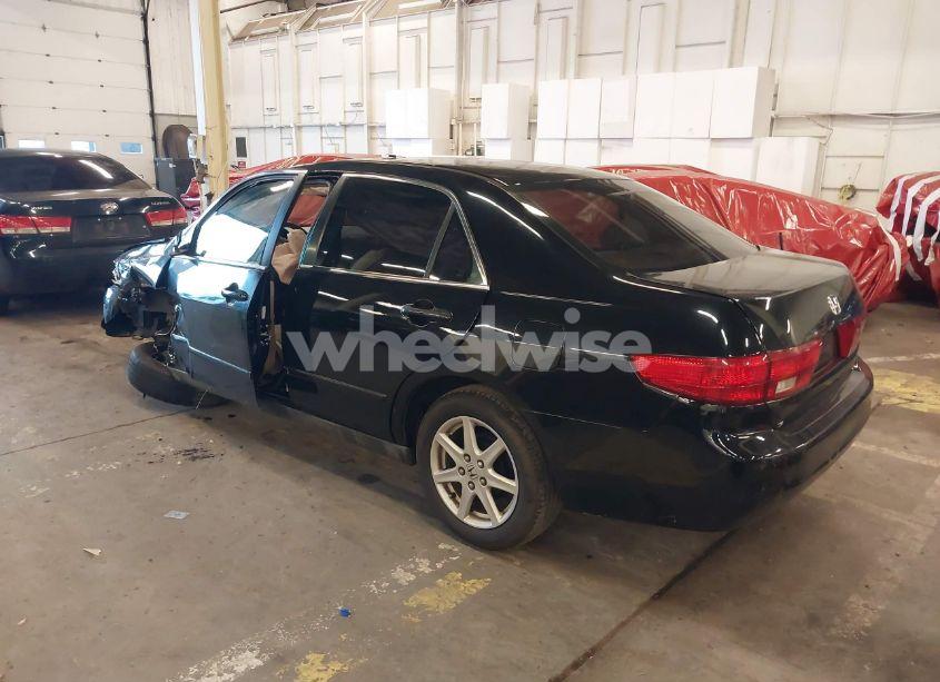 Photo 3 of 2005 Honda Accord 2.4 LX (VIN 1HGCM56405A124605)