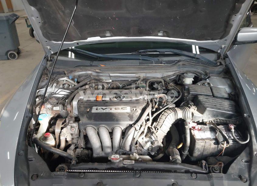 Photo 10 of 2005 Honda Accord 2.4 LX (VIN 1HGCM56405A146085)