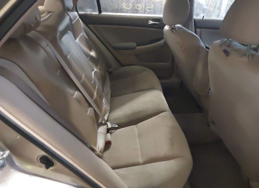 Photo 8 of 2005 Honda Accord 2.4 LX (VIN 1HGCM56405A154574)