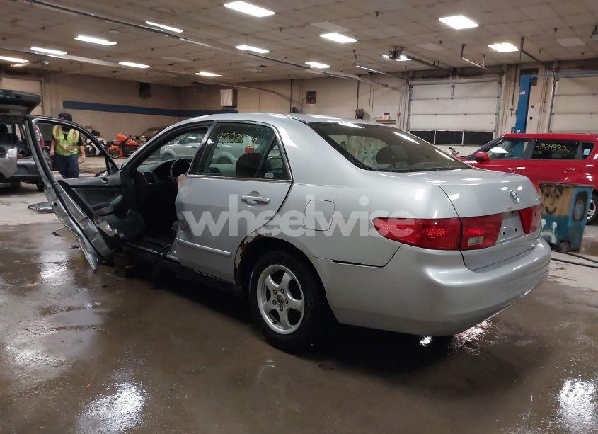 Photo 3 of 2005 Honda Accord 2.4 LX (VIN 1HGCM56405A180480)
