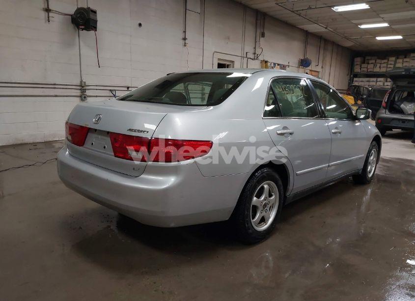 Photo 4 of 2005 Honda Accord 2.4 LX (VIN 1HGCM56405A180480)