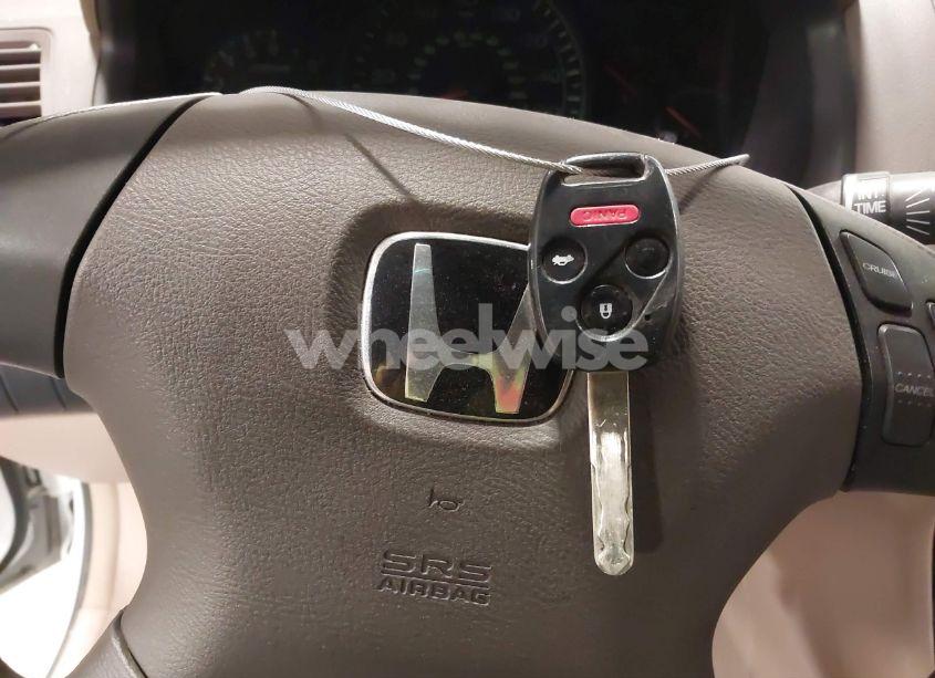 Photo 11 of 2005 Honda Accord 2.4 LX (VIN 1HGCM56405L004582)