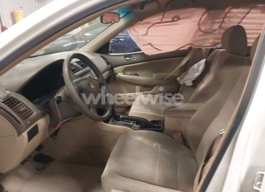 Photo 5 of 2005 Honda Accord 2.4 LX (VIN 1HGCM56405L004582)