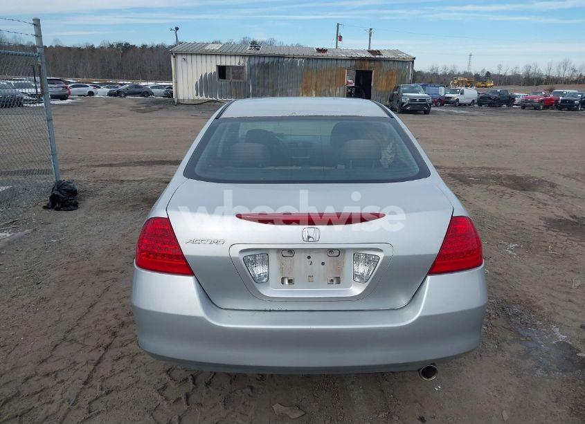 Photo 16 of 2006 Honda Accord 2.4 LX (VIN 1HGCM56406A076413)
