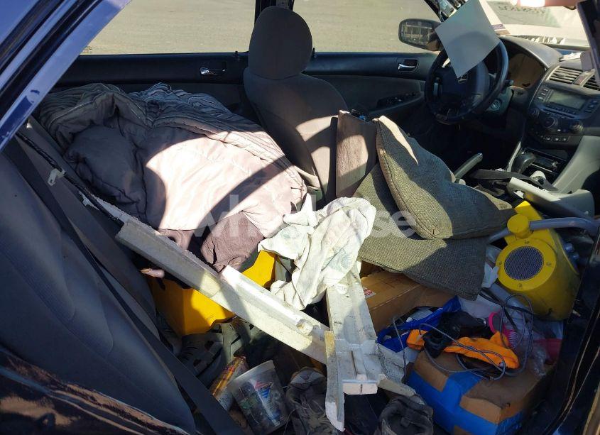 Photo 8 of 2006 Honda Accord 2.4 LX (VIN 1HGCM56406A099951)