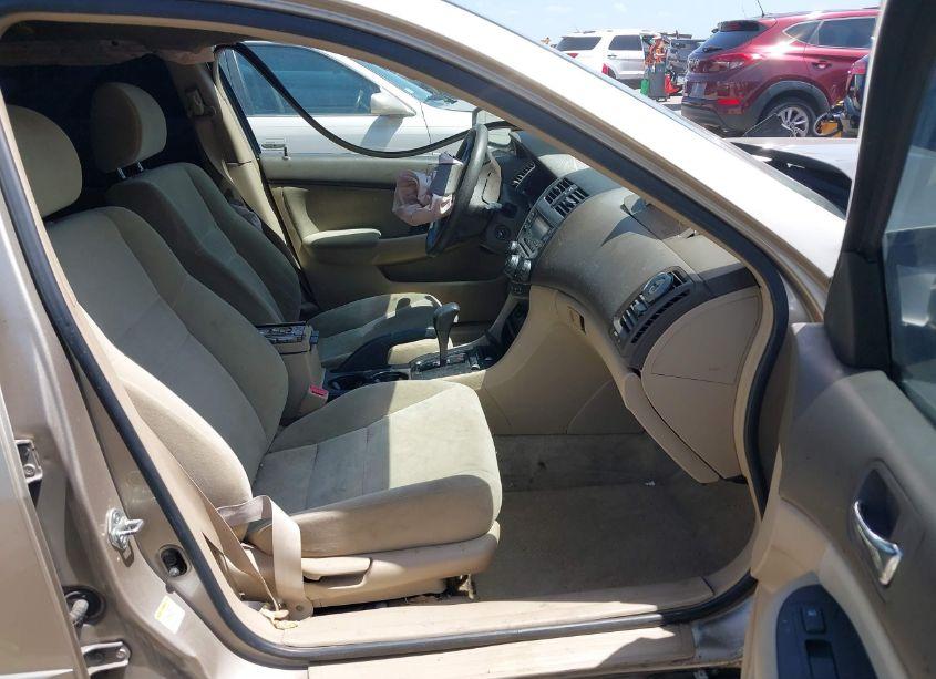 Photo 5 of 2007 Honda Accord 2.4 LX (VIN 1HGCM56407A016147)