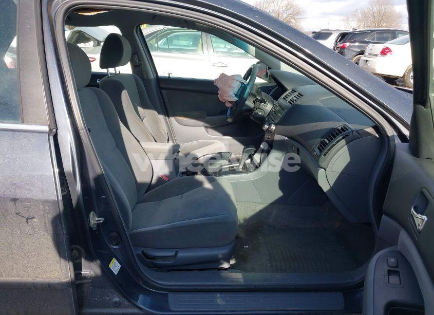 Photo 5 of 2007 Honda Accord 2.4 LX (VIN 1HGCM56407A037693)