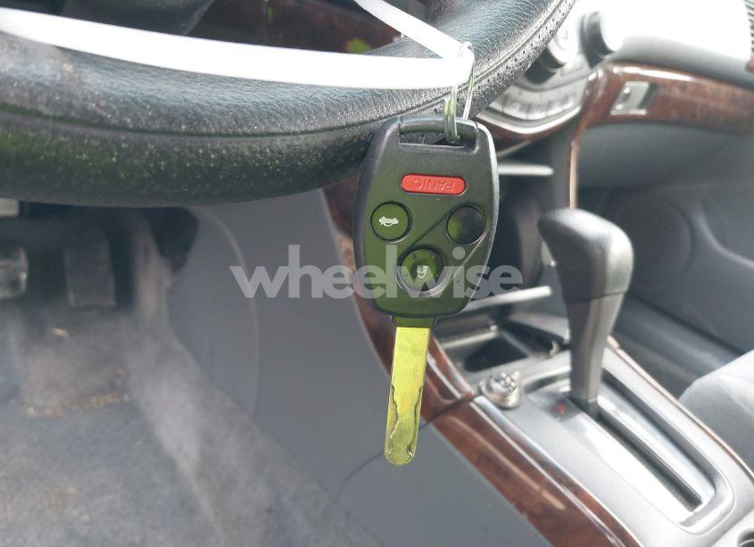 Photo 11 of 2007 Honda Accord 2.4 LX (VIN 1HGCM56407A102025)