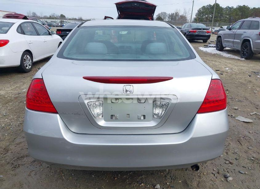 Photo 16 of 2007 Honda Accord 2.4 LX (VIN 1HGCM56407A102025)