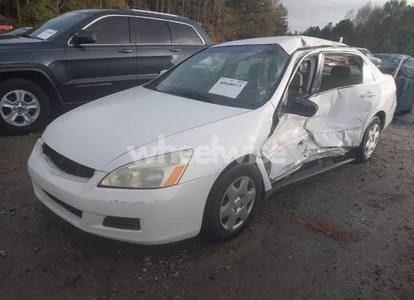 Photo 2 of 2007 Honda Accord 2.4 LX (VIN 1HGCM56407A162385)