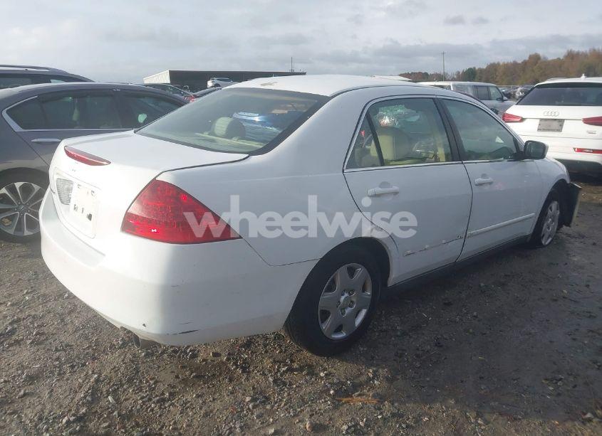 Photo 4 of 2007 Honda Accord 2.4 LX (VIN 1HGCM56407A162385)