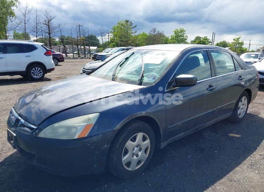 Photo 2 of 2007 Honda Accord 2.4 LX (VIN 1HGCM56407A227932)