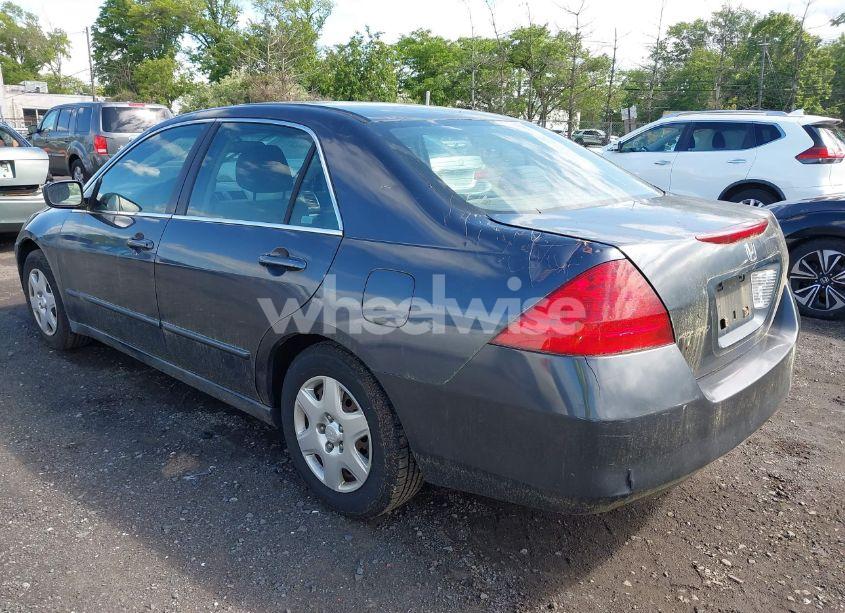 Photo 3 of 2007 Honda Accord 2.4 LX (VIN 1HGCM56407A227932)