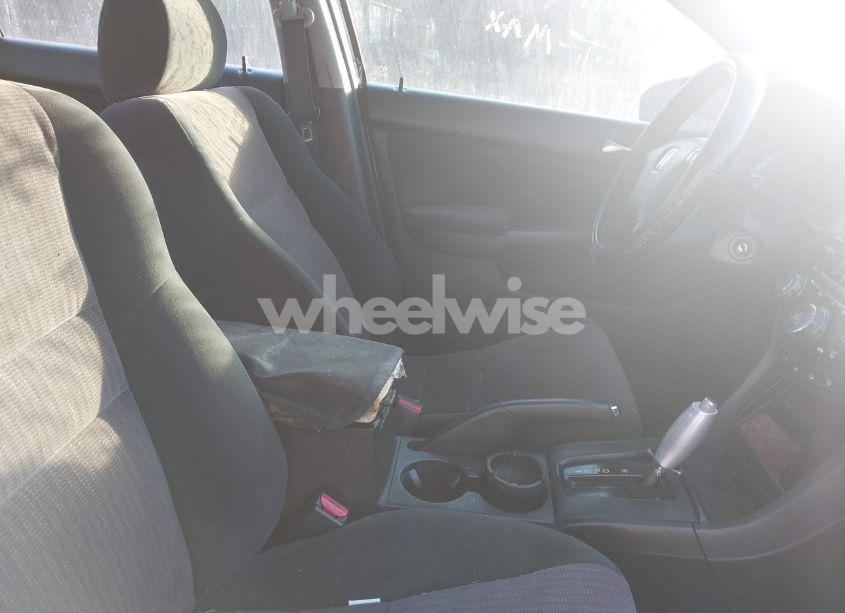 Photo 5 of 2004 Honda Accord 2.4 LX (VIN 1HGCM56414A114650)