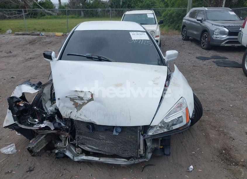 Photo 13 of 2005 Honda Accord 2.4 LX (VIN 1HGCM56415A016994)