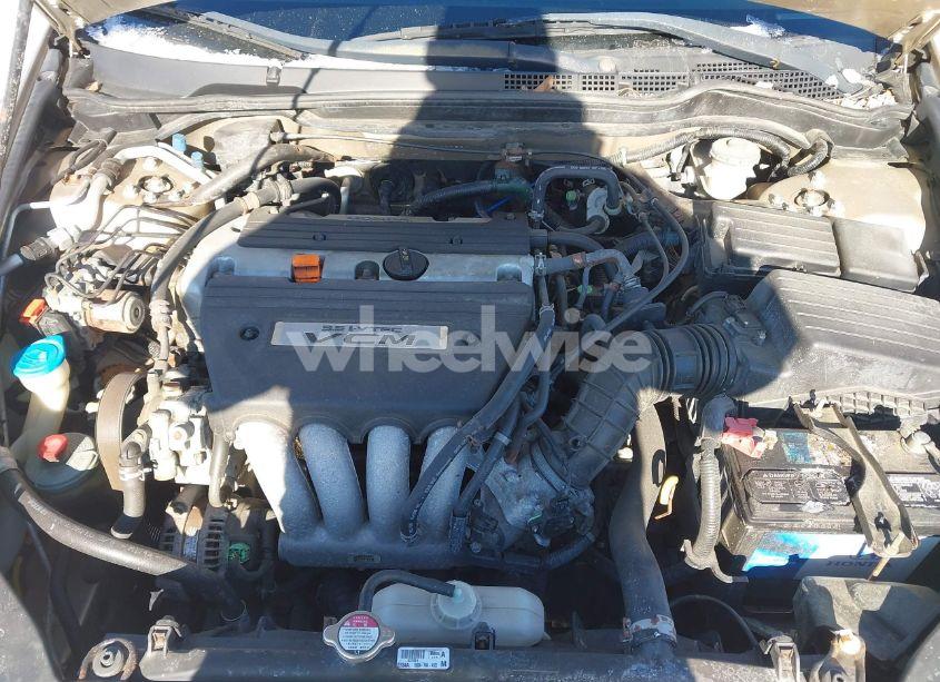 Photo 10 of 2005 Honda Accord 2.4 LX (VIN 1HGCM56415A027560)