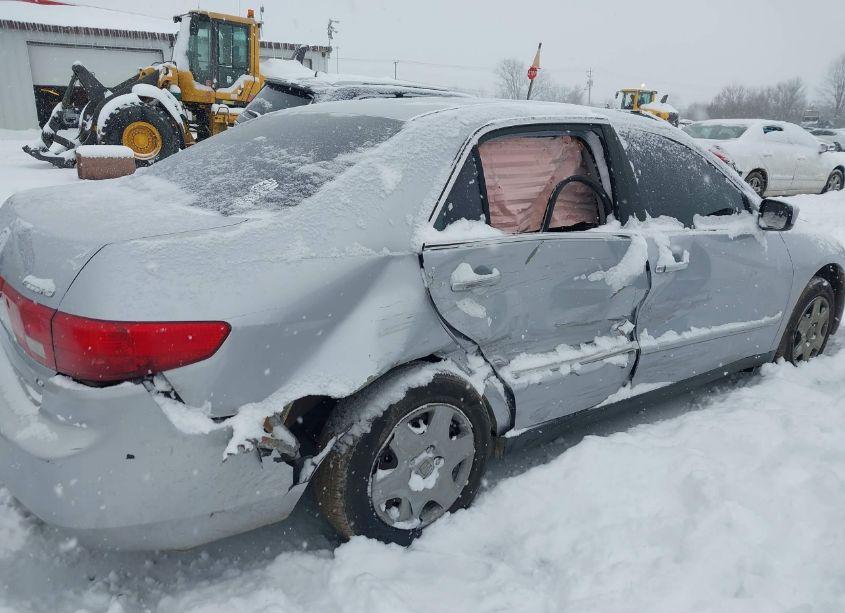 Photo 12 of 2005 Honda Accord 2.4 LX (VIN 1HGCM56415A039529)