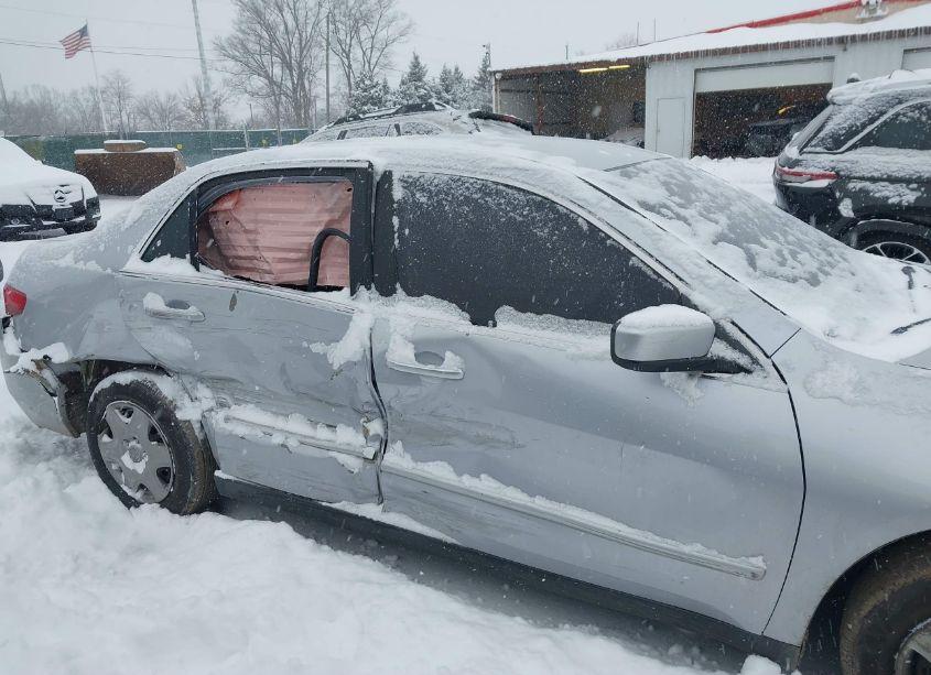 Photo 6 of 2005 Honda Accord 2.4 LX (VIN 1HGCM56415A039529)