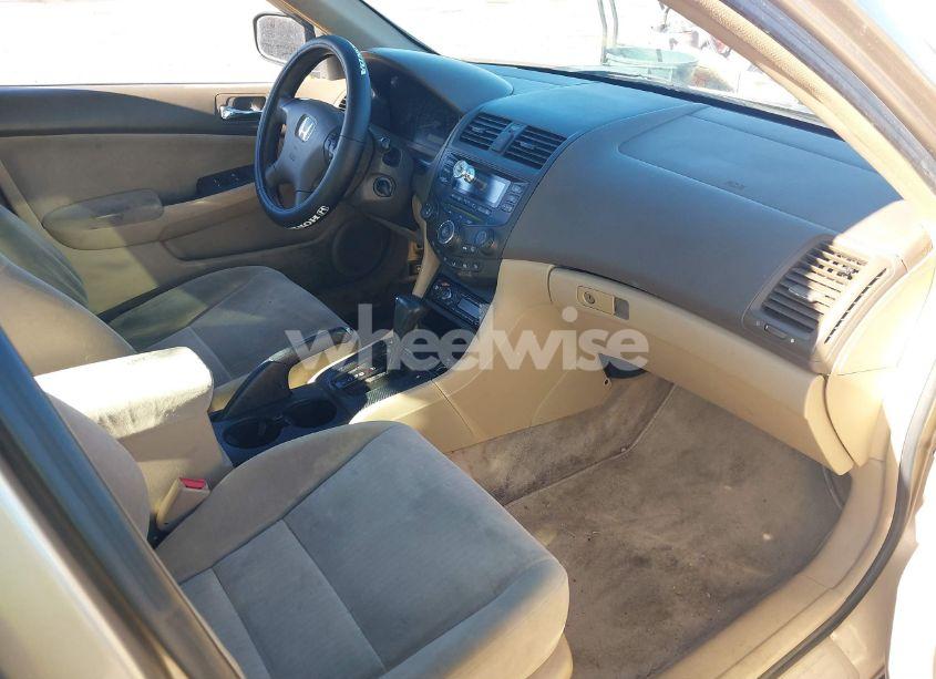 Photo 5 of 2005 Honda Accord 2.4 LX (VIN 1HGCM56415A113287)