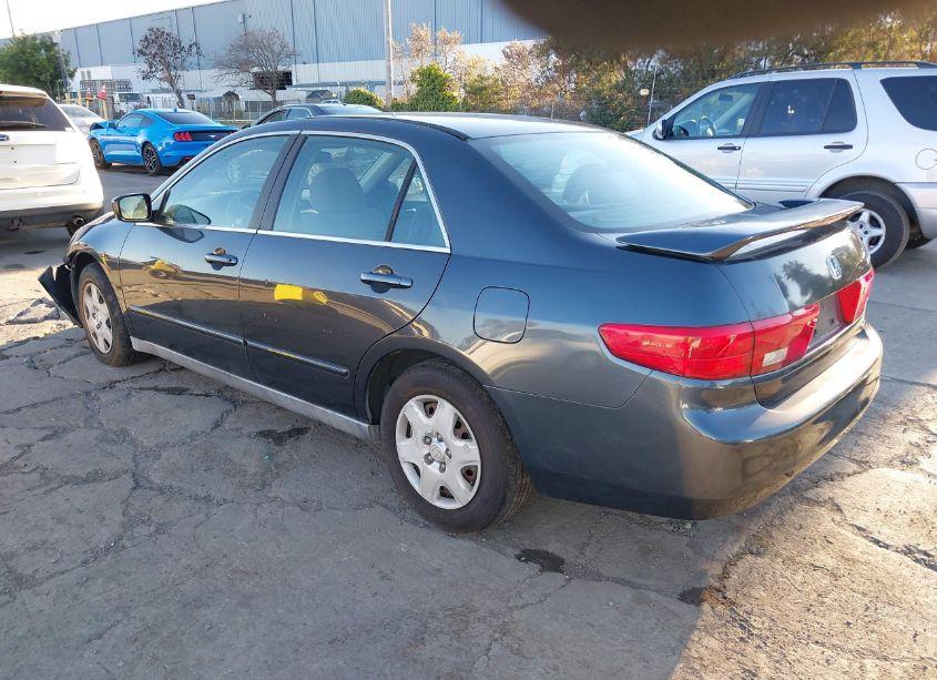 Photo 3 of 2005 Honda Accord SDN (VIN 1HGCM56415A125858)