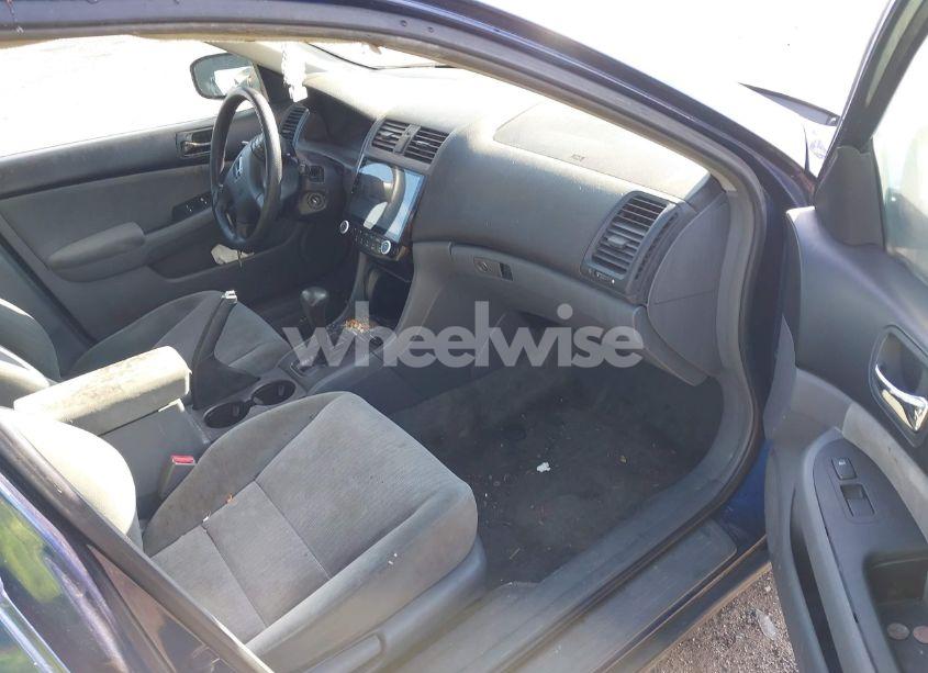Photo 5 of 2005 Honda Accord 2.4 LX (VIN 1HGCM56415A145124)