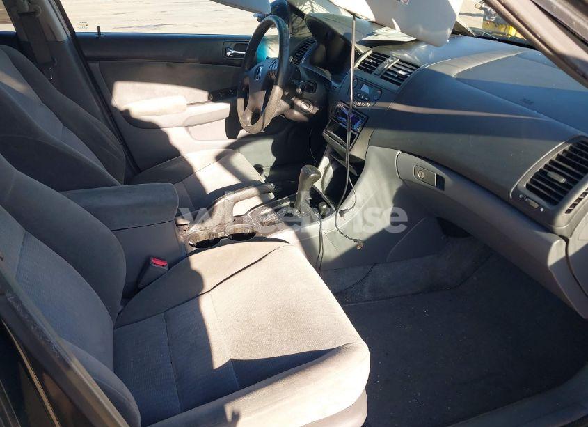 Photo 5 of 2005 Honda Accord 2.4 LX (VIN 1HGCM56415A146645)