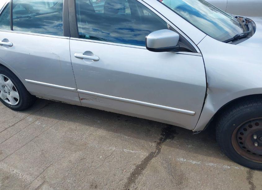 Photo 12 of 2005 Honda Accord 2.4 LX (VIN 1HGCM56415L004431)