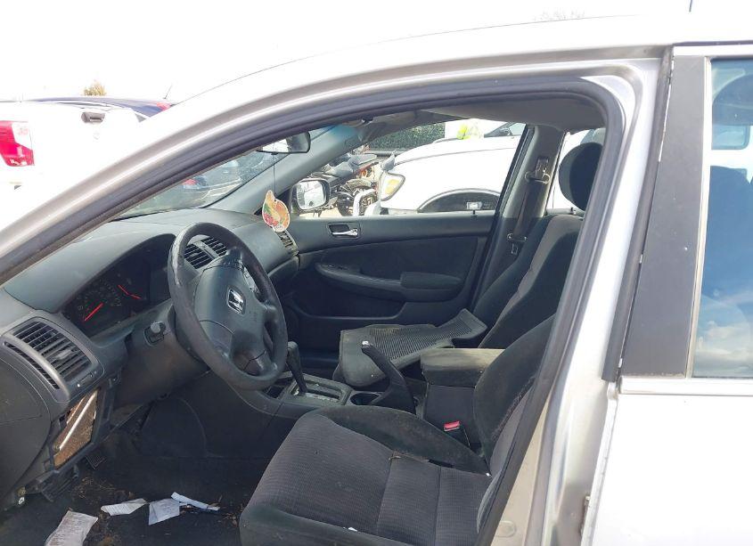 Photo 5 of 2005 Honda Accord 2.4 LX (VIN 1HGCM56415L004431)