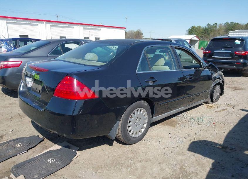 Photo 4 of 2007 Honda Accord 2.4 LX (VIN 1HGCM56417A090693)