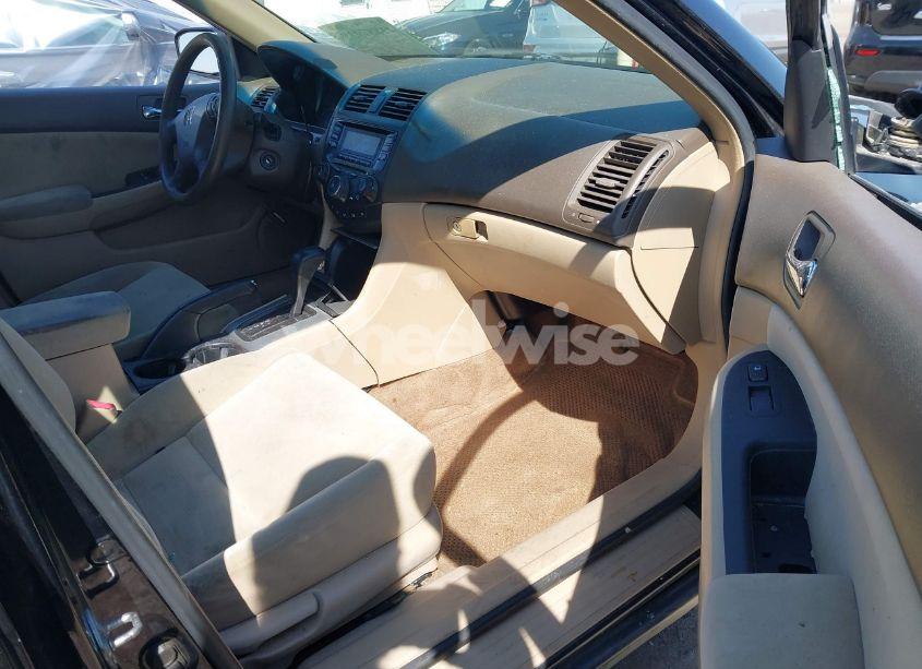 Photo 5 of 2007 Honda Accord 2.4 LX (VIN 1HGCM56417A090693)