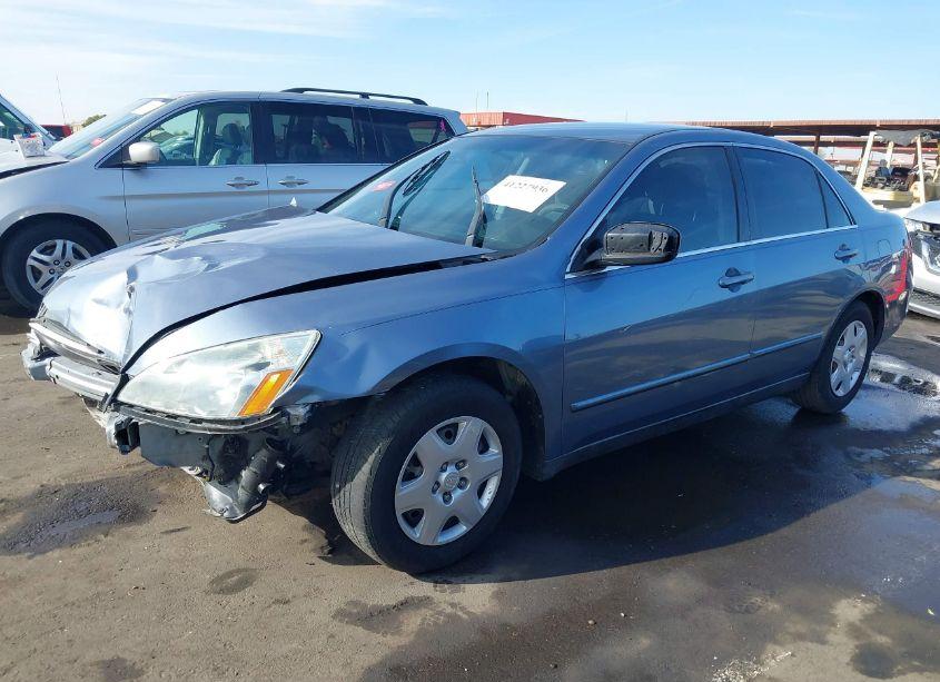 Photo 2 of 2007 Honda Accord 2.4 LX (VIN 1HGCM56417A123417)