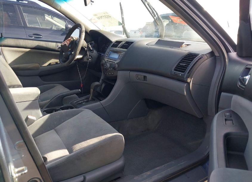 Photo 5 of 2007 Honda Accord 2.4 LX (VIN 1HGCM56417A123417)