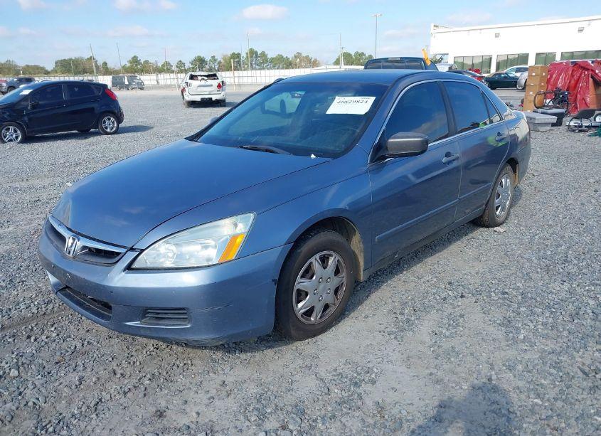 Photo 2 of 2007 Honda Accord 2.4 LX (VIN 1HGCM56417A123420)