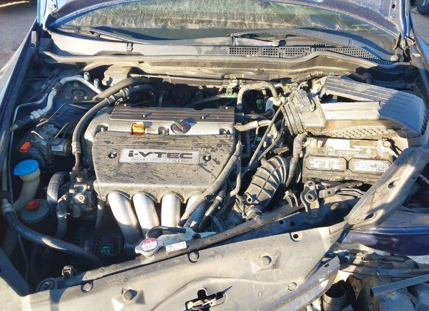 Photo 10 of 2004 Honda Accord SDN LX (VIN 1HGCM56424A094750)