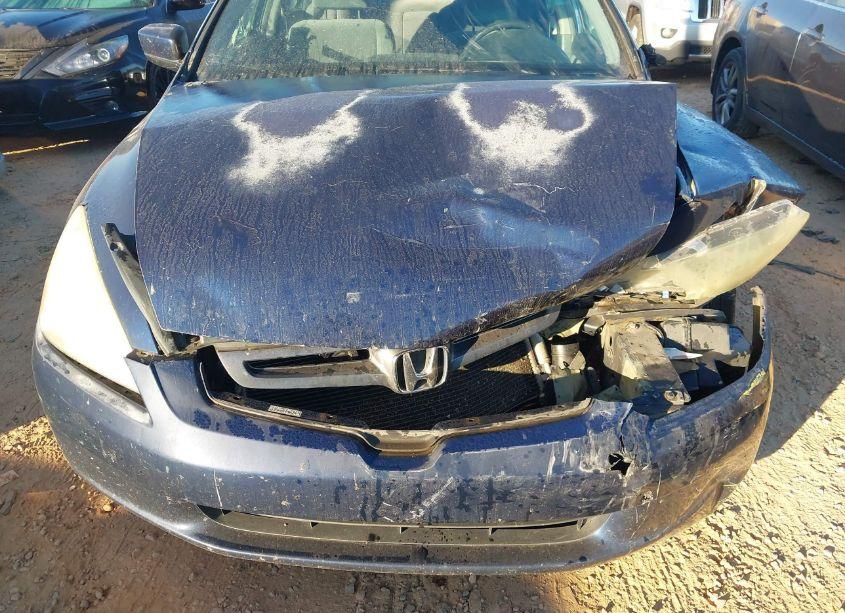 Photo 6 of 2004 Honda Accord SDN LX (VIN 1HGCM56424A094750)
