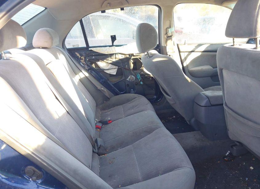 Photo 8 of 2004 Honda Accord SDN LX (VIN 1HGCM56424A094750)