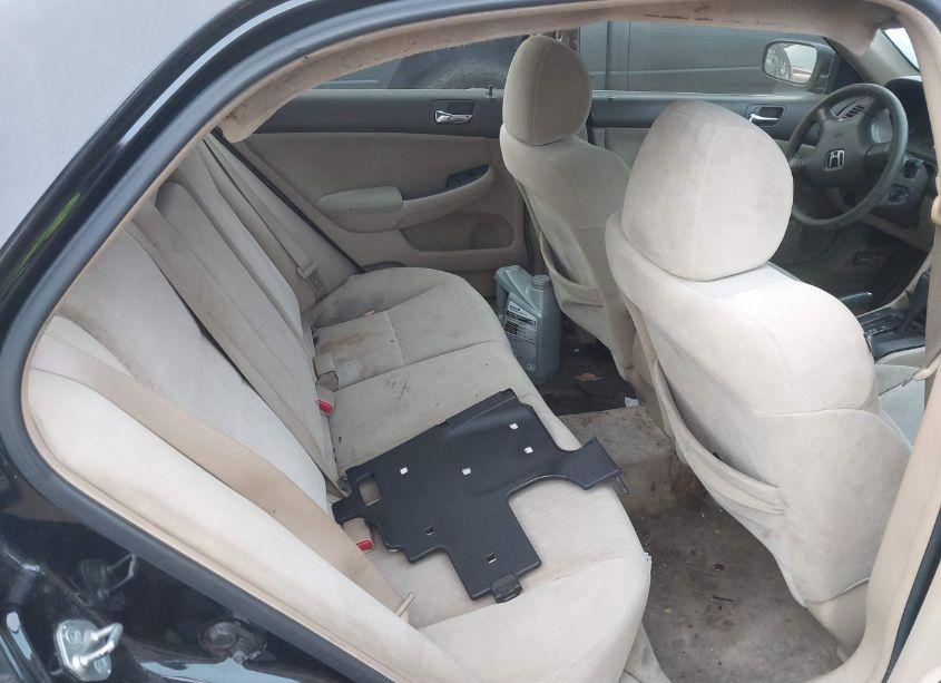 Photo 8 of 2005 Honda Accord 2.4 LX (VIN 1HGCM56425A004658)