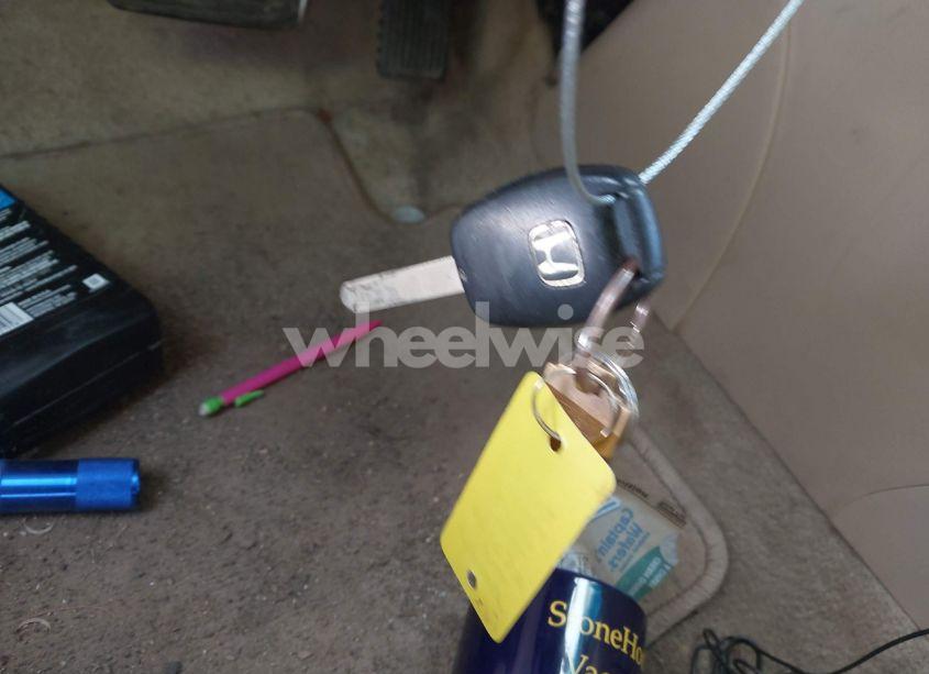 Photo 11 of 2005 Honda Accord 2.4 LX (VIN 1HGCM56425A012212)